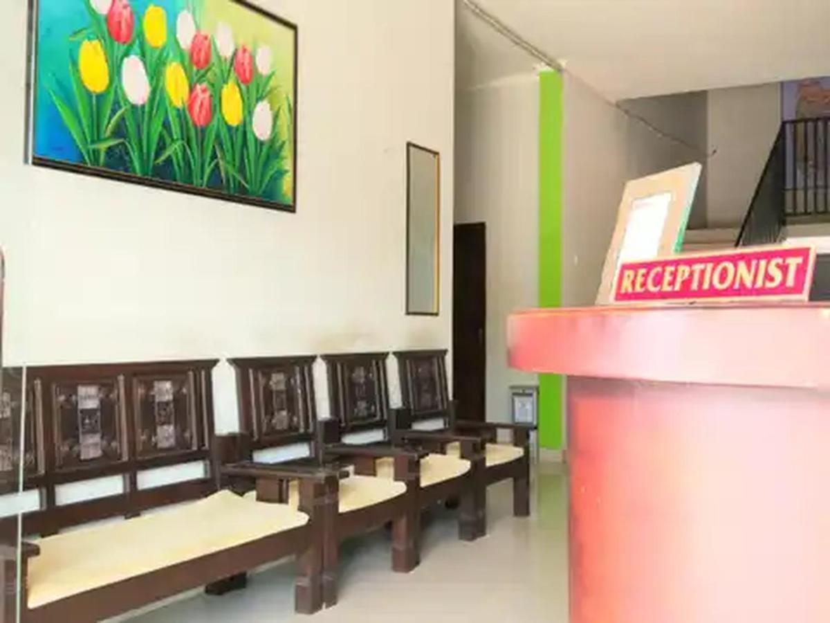 Reddoorz At Hotel Nuansa Ngawi Zewnętrze zdjęcie