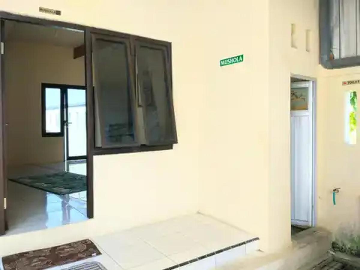 Reddoorz At Hotel Nuansa Ngawi Zewnętrze zdjęcie