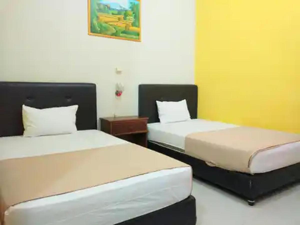 Reddoorz At Hotel Nuansa Ngawi Zewnętrze zdjęcie